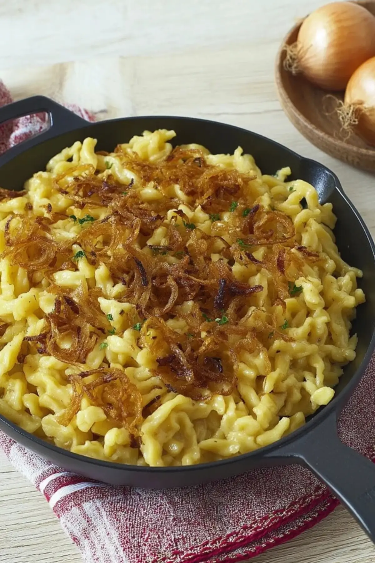 Käsespätzle mit Röstzwiebeln