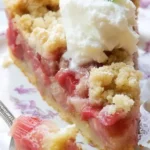 Rhabarberkuchen mit Streusel