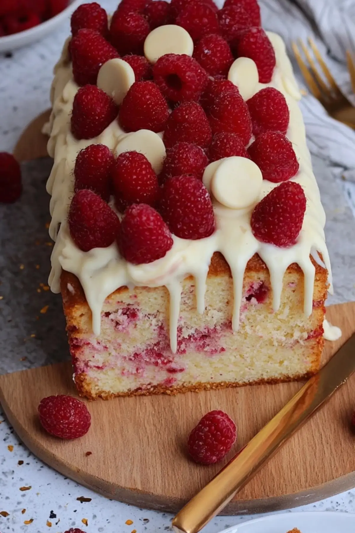 weißer schokoladen himbeer kuchen