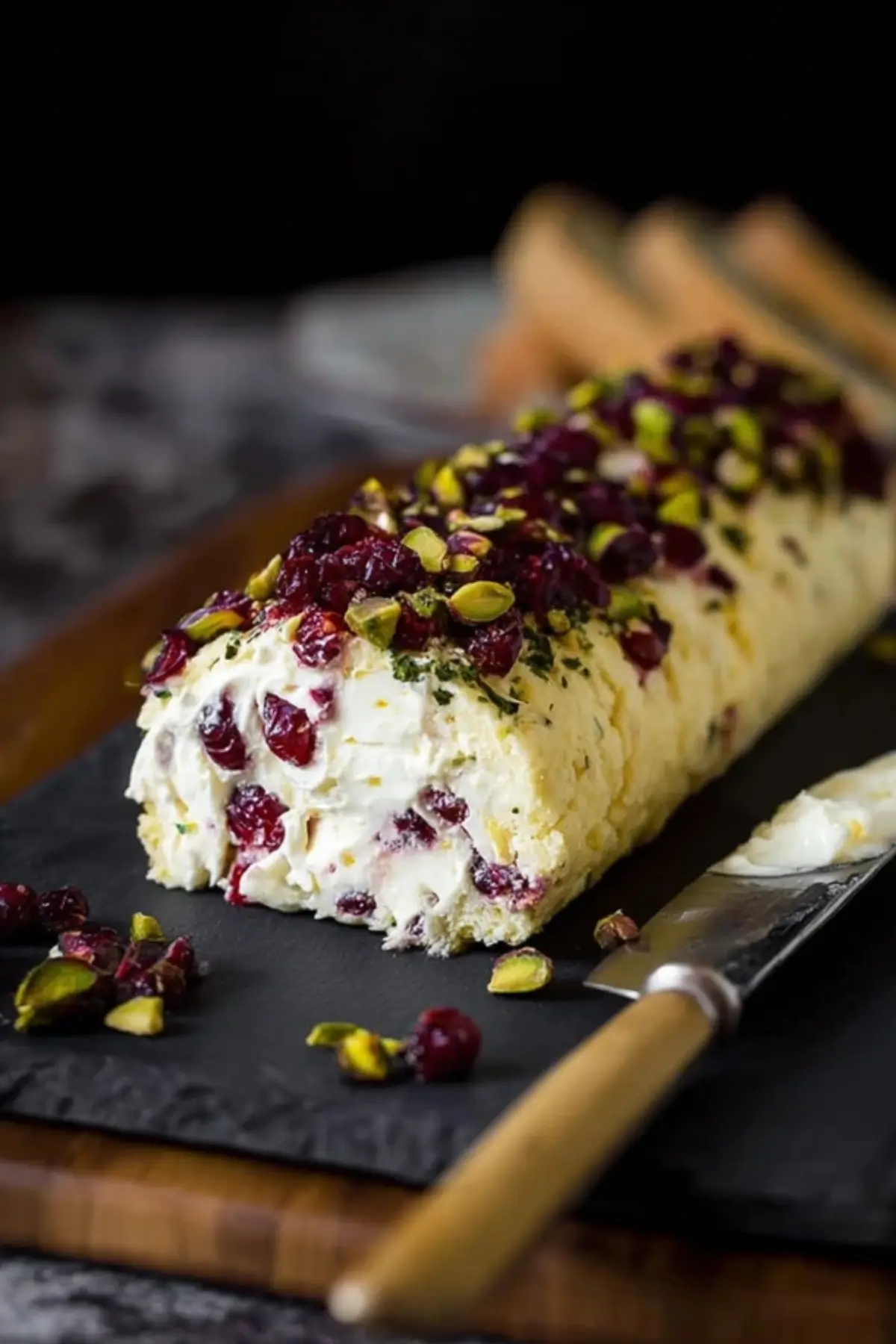 Frischkäserolle mit Cranberries - Muma’s Kitchen