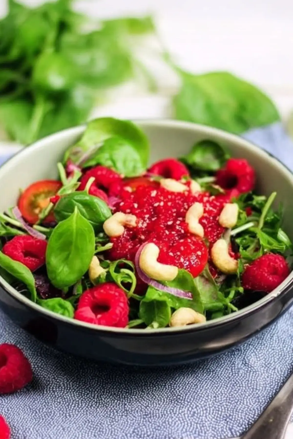 sommersalat mit himbeeren