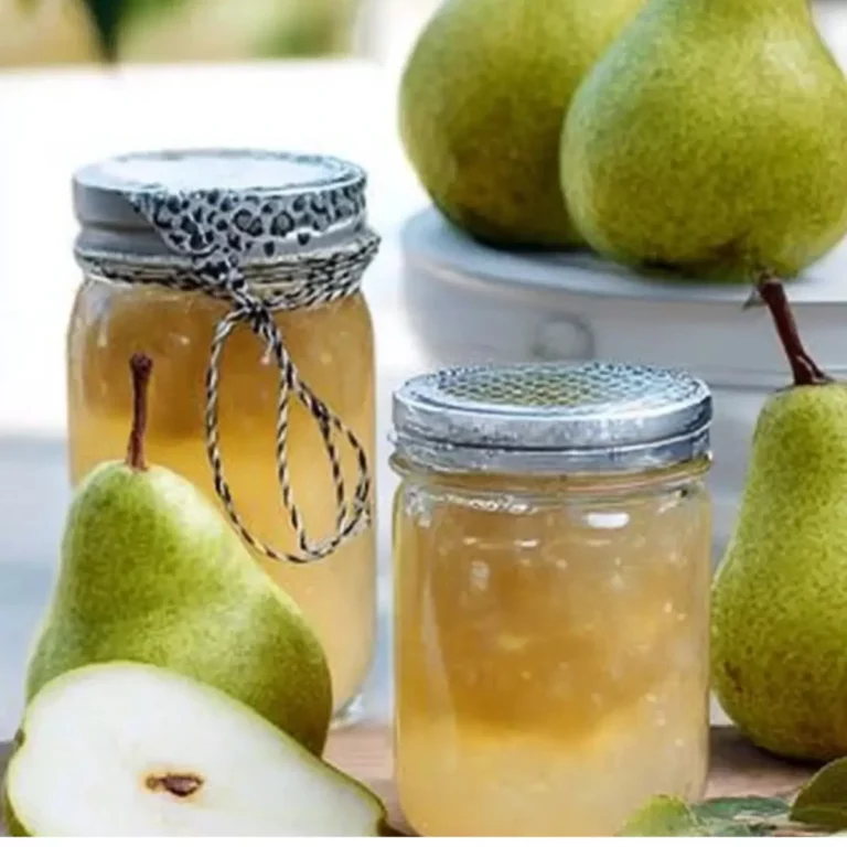 Birnenmarmelade mit Weißwein