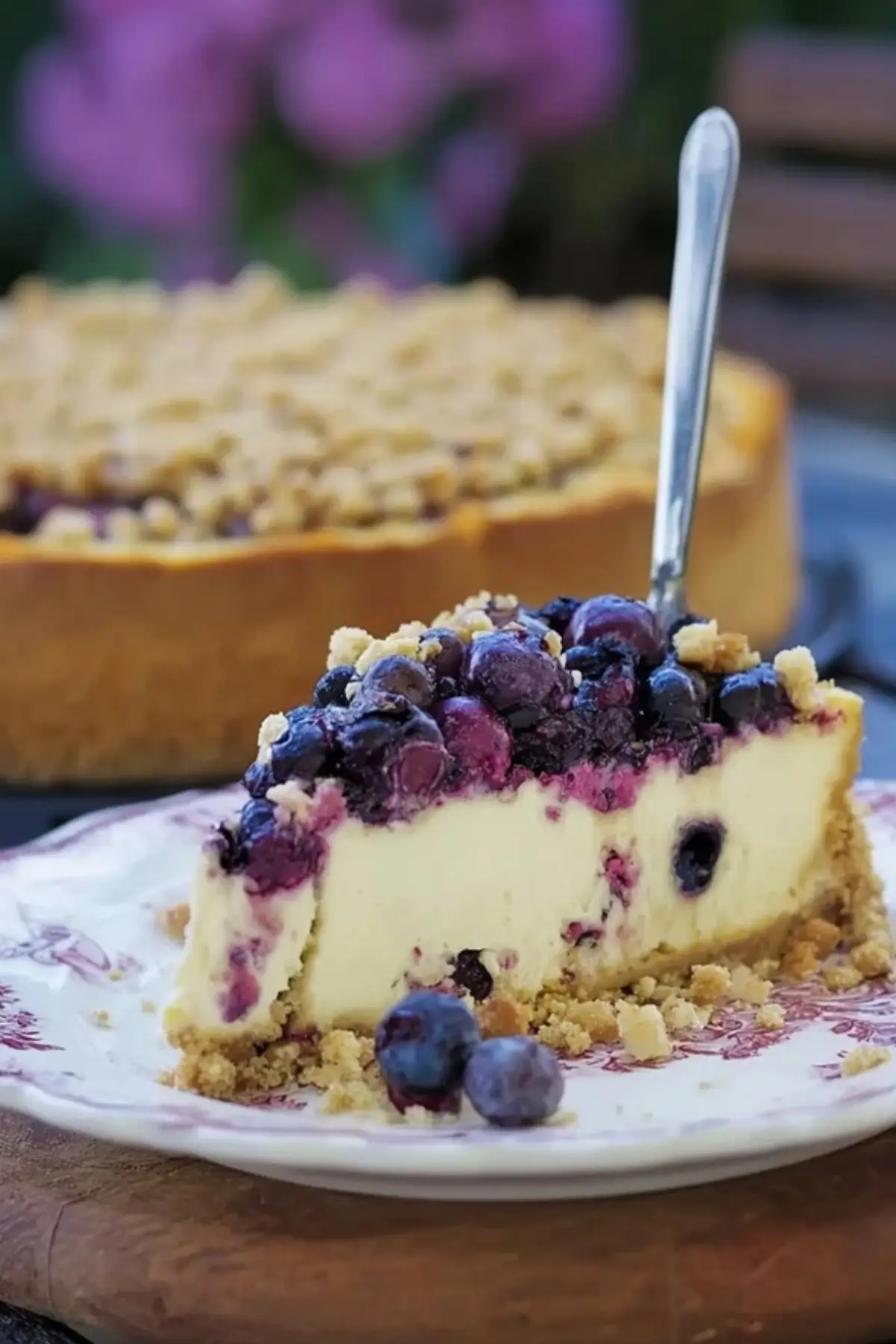 Heidelbeer-Streusel-Käsekuchen: Fruchtig, Cremig und Unwiderstehlich ... Heidelbeer-Streusel-Käsekuchen: Fruchtig, Cremig und Unwiderstehlich ...