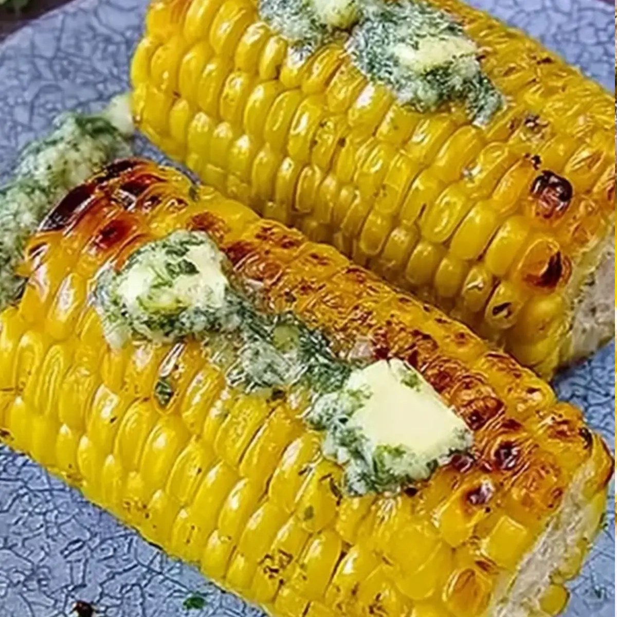 Knoblauchbutter Maiskolben