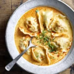 Kokos Curry Suppe mit Dumplings