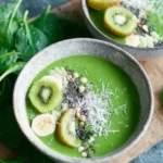 Spinat-Kiwi-Smoothie-Bowl