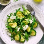 Zucchini Salat mit Rucola