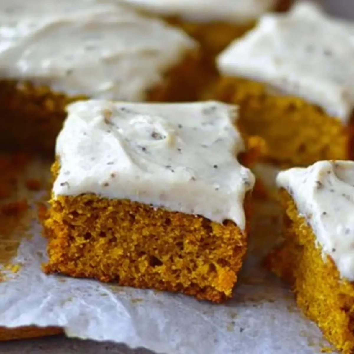 Kürbis-Kuchen mit Frosting – 5 einfache Schritte zum Genuss - Muma’s ...