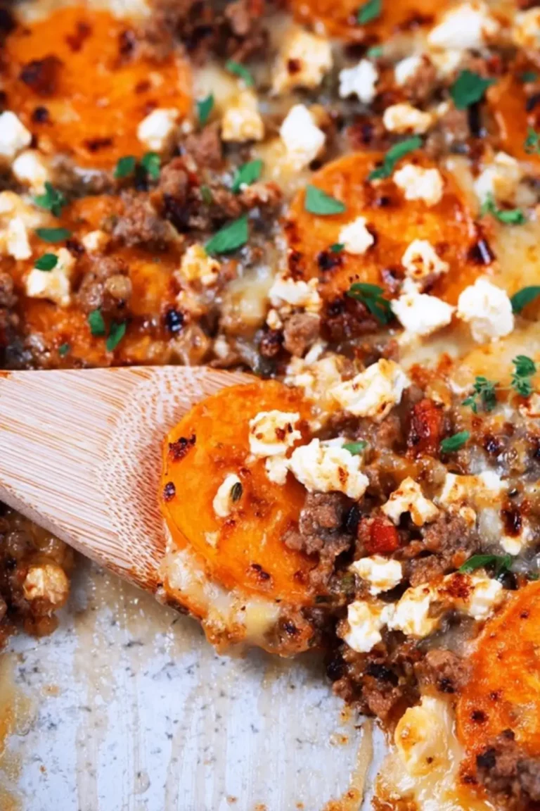 Süßkartoffel-Hackfleisch-Auflauf mit Feta