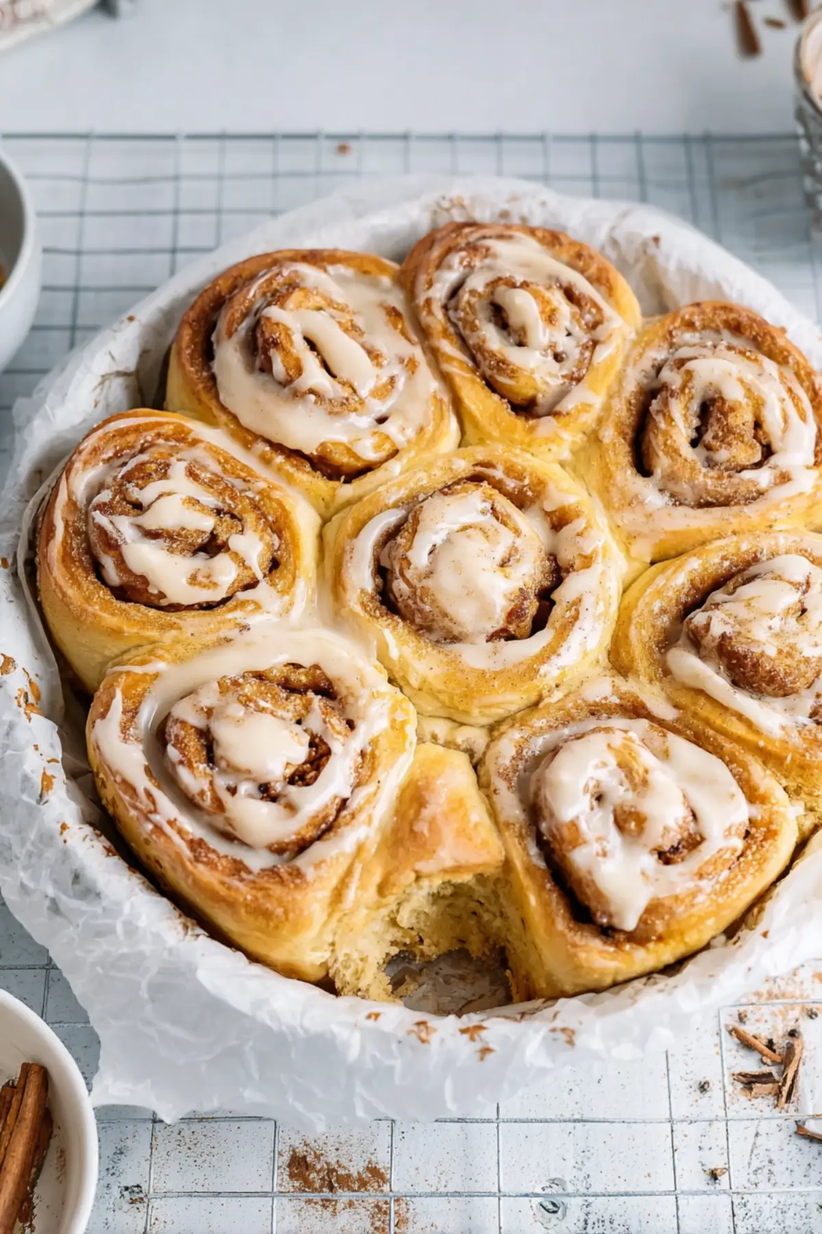 Saftige Zimtschnecken mit Frosting
