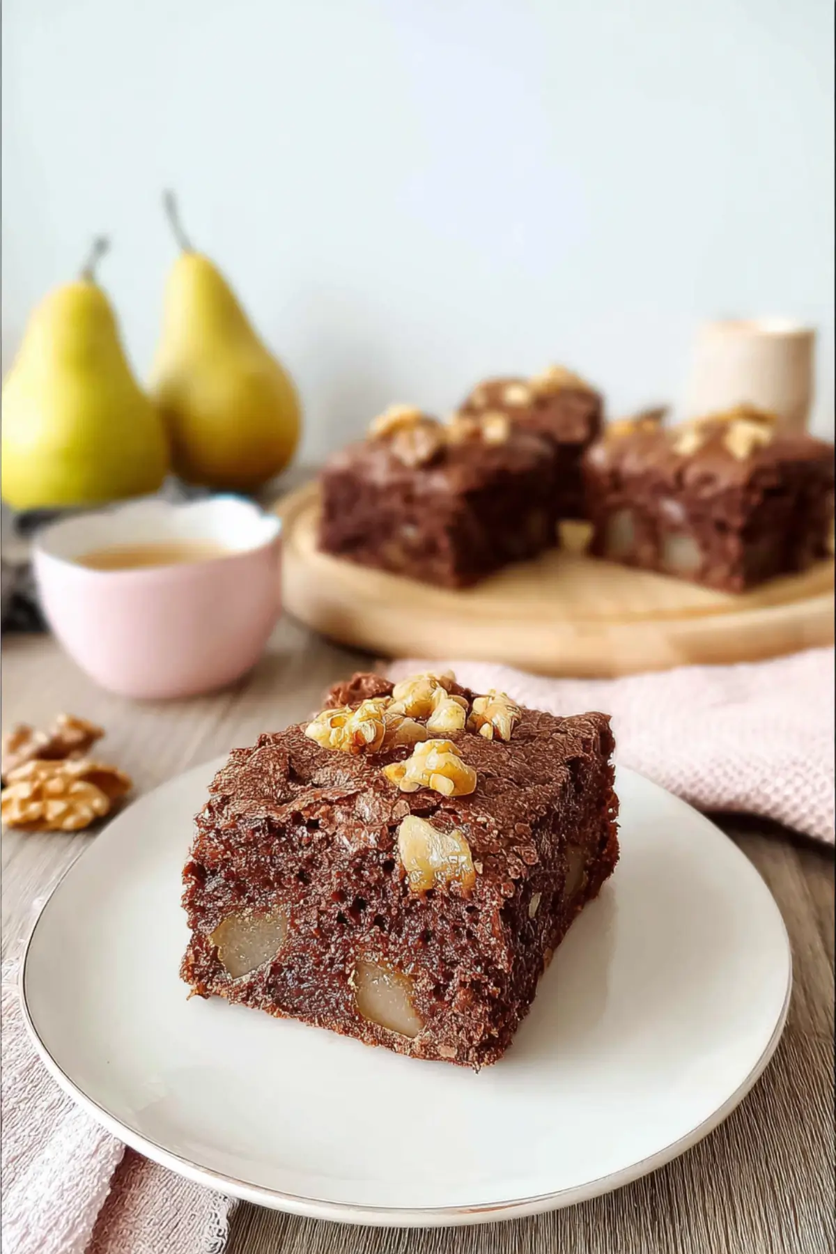 Walnussbrownies mit Birnen