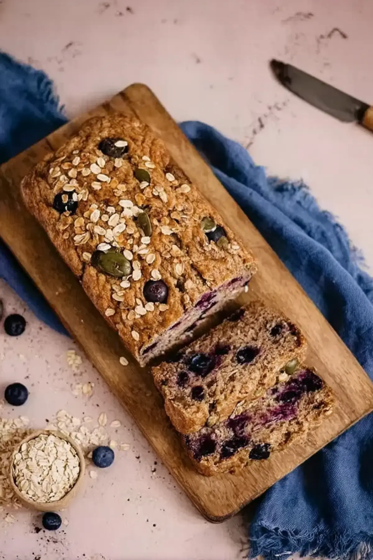 Veganes Bananen-Blaubeeren Brot