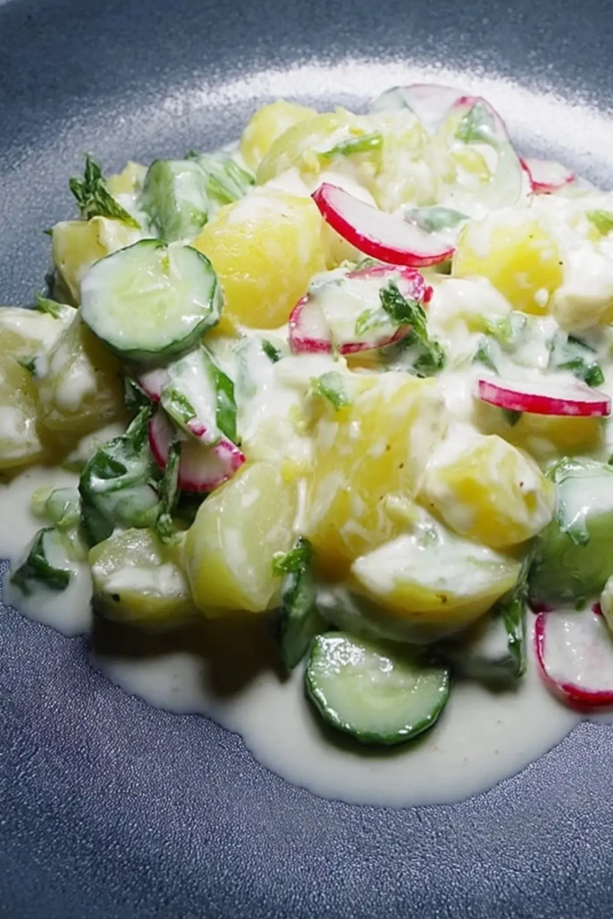 Kartoffel Gurken Salat mit Joghurt und Zitrone