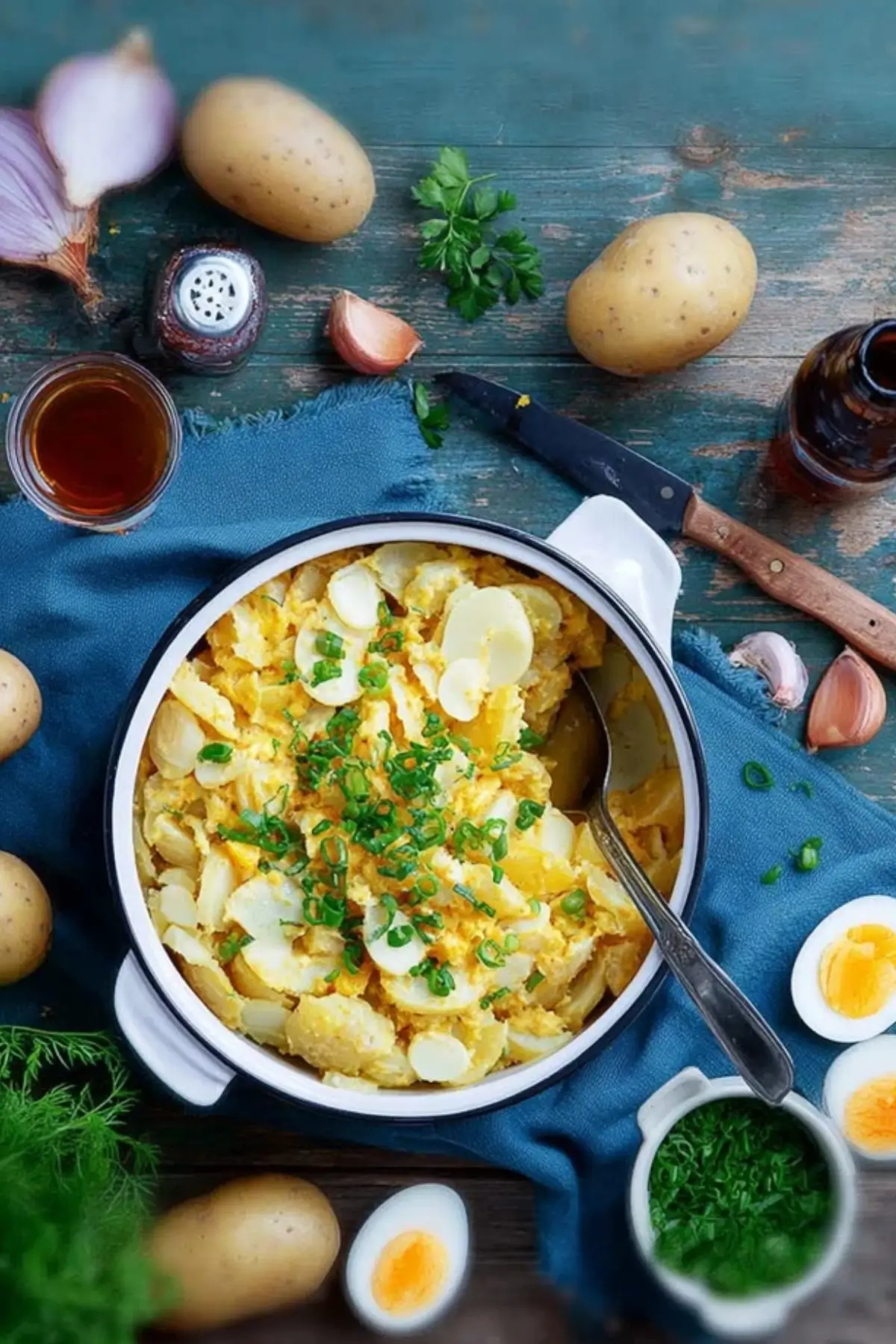 Kartoffelsalat mit Brühe