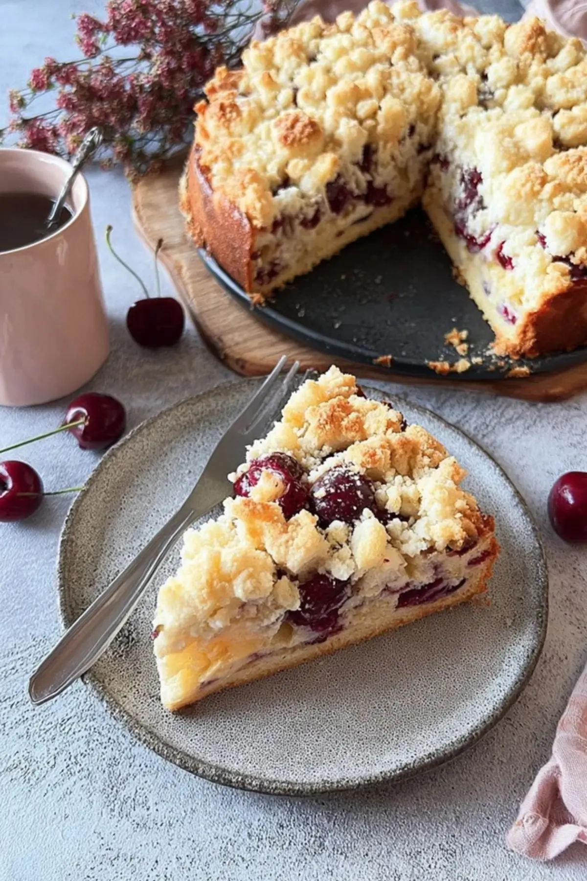 Kirschkuchen mit Streuseln – Einfach &amp; Saftig - Muma’s Kitchen