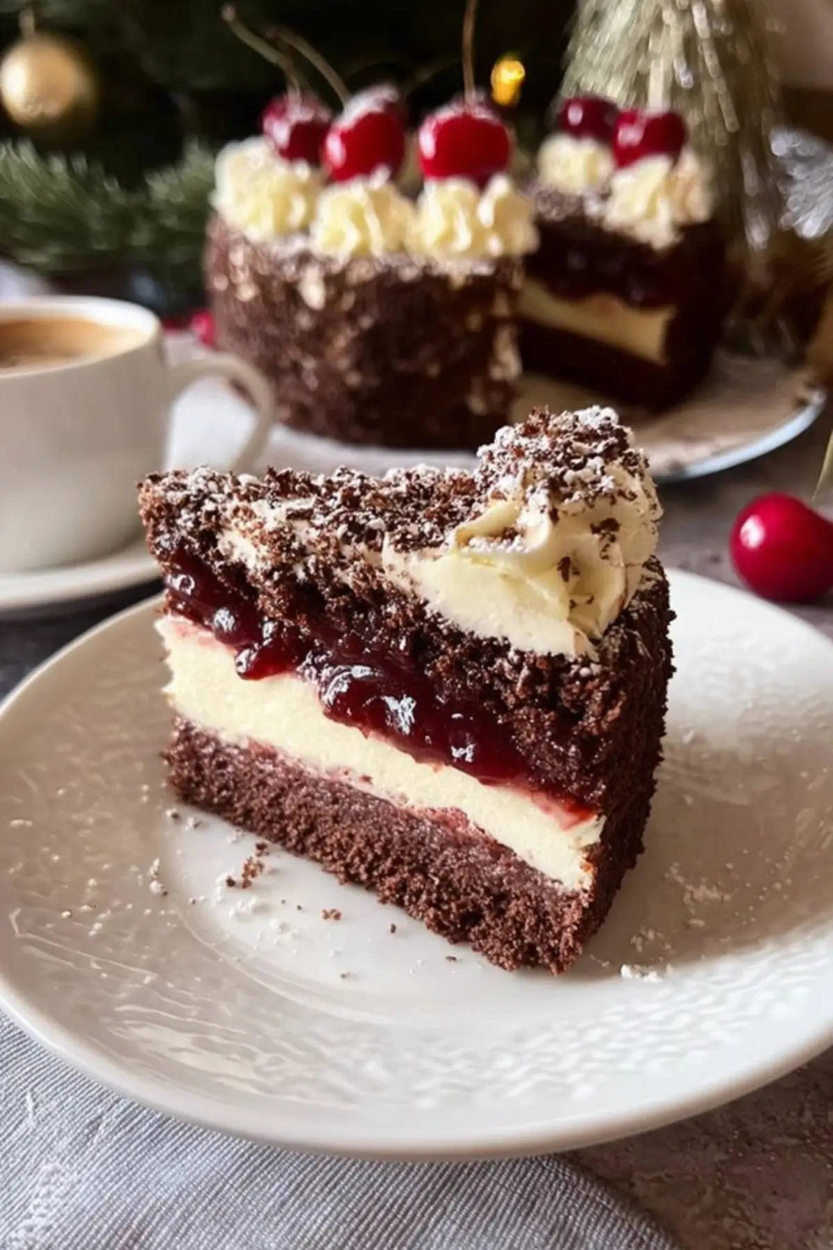 Kirschkuchen mit Zimtcreme und Schokoladenboden