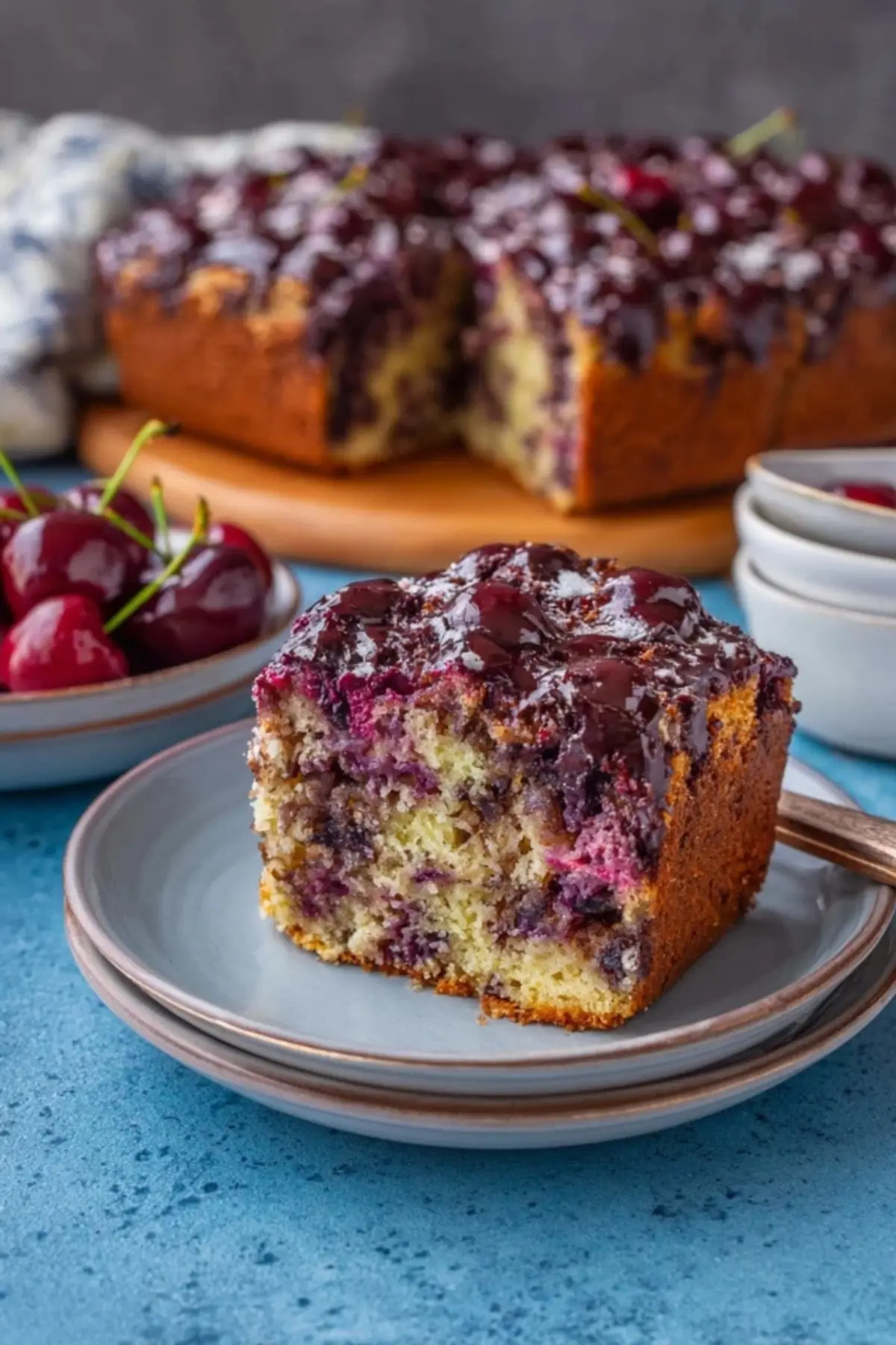 Ameisenkuchen mit Kirschen