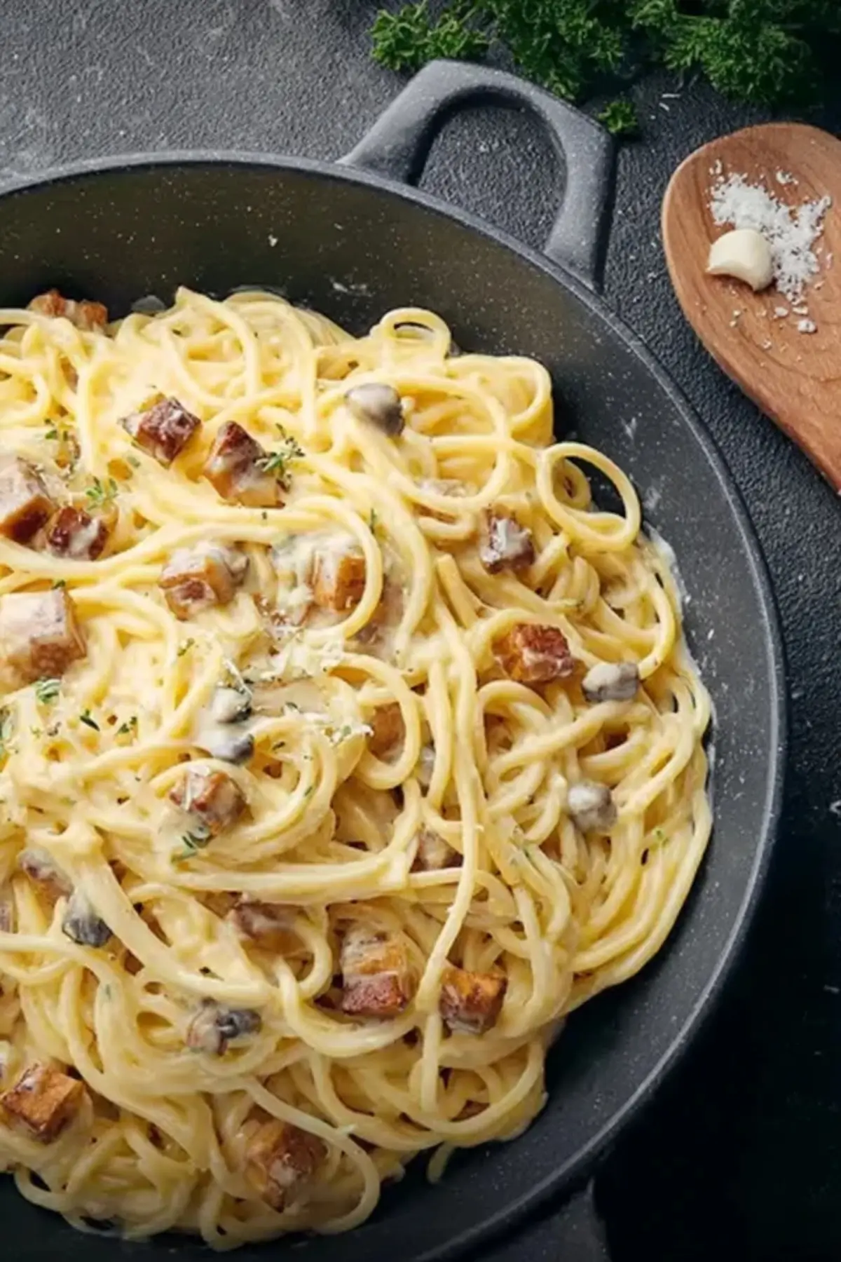 Carbonara mit Räuchertofu