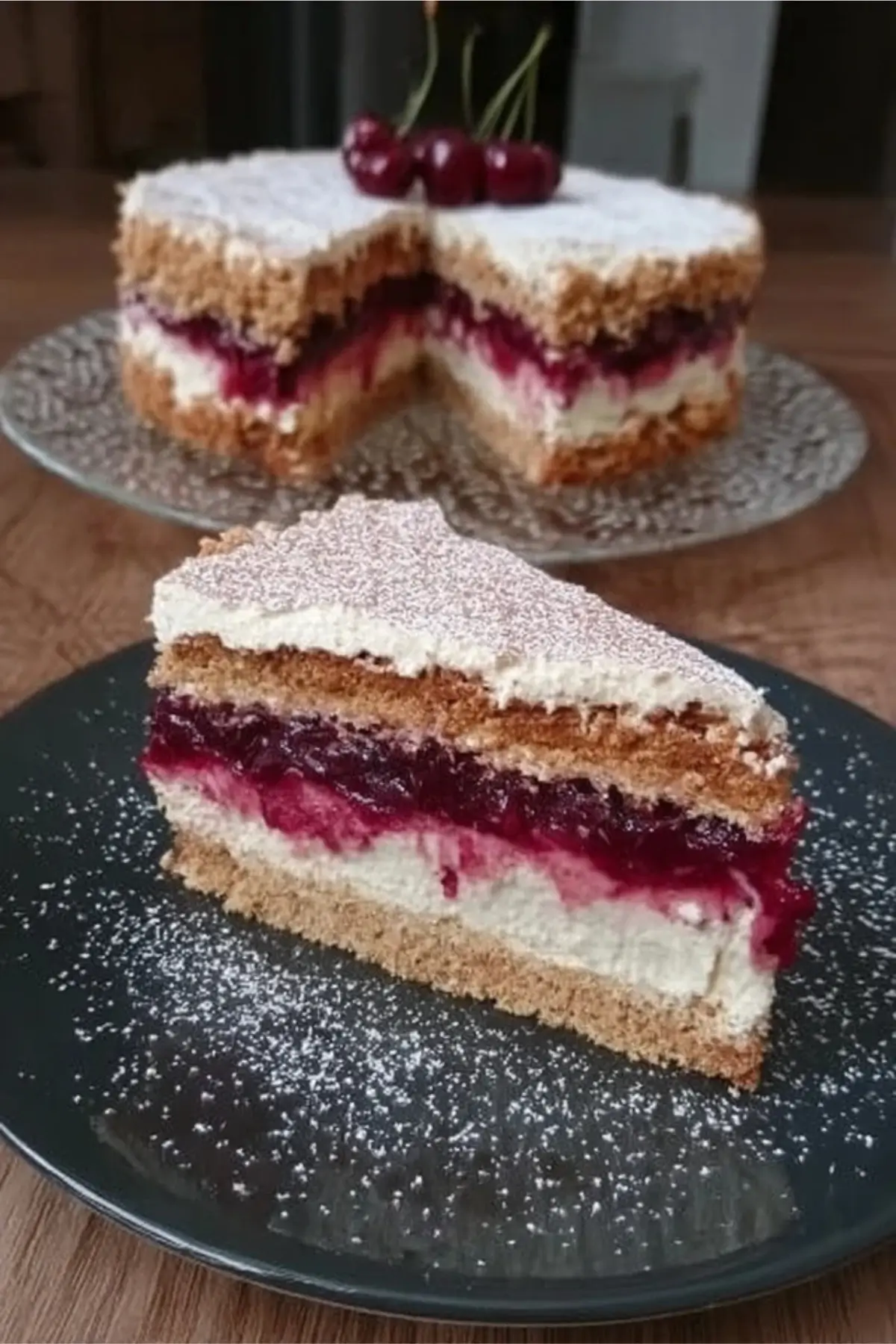 Fruchtige Zimt Kirsch Torte