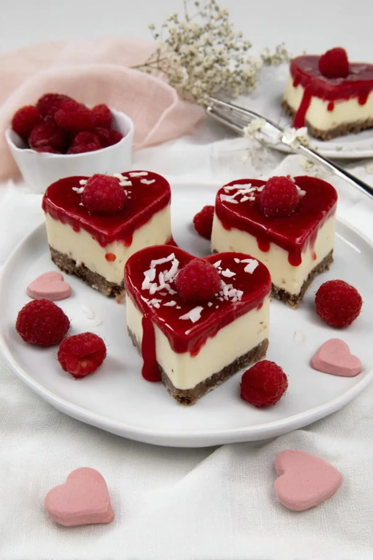 Kokos Herzen mit Himbeer Topping