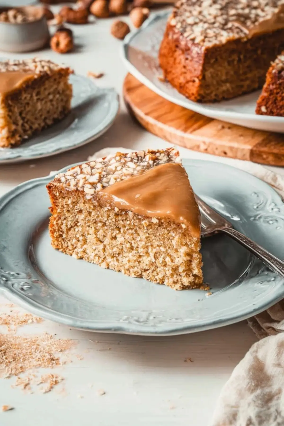 Super saftiger Nusskuchen mit Grieß
