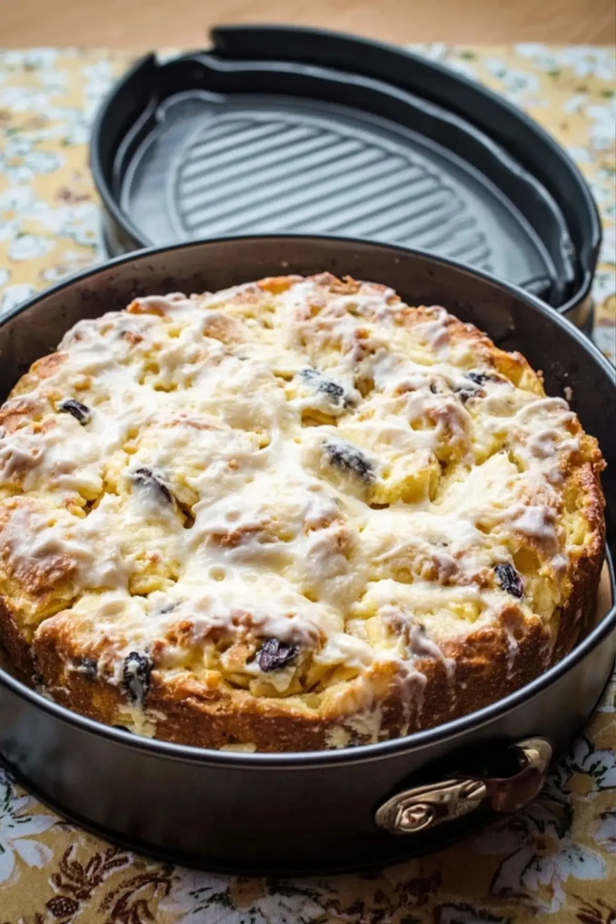 Rosenkuchen mit Apfel Quark Füllung