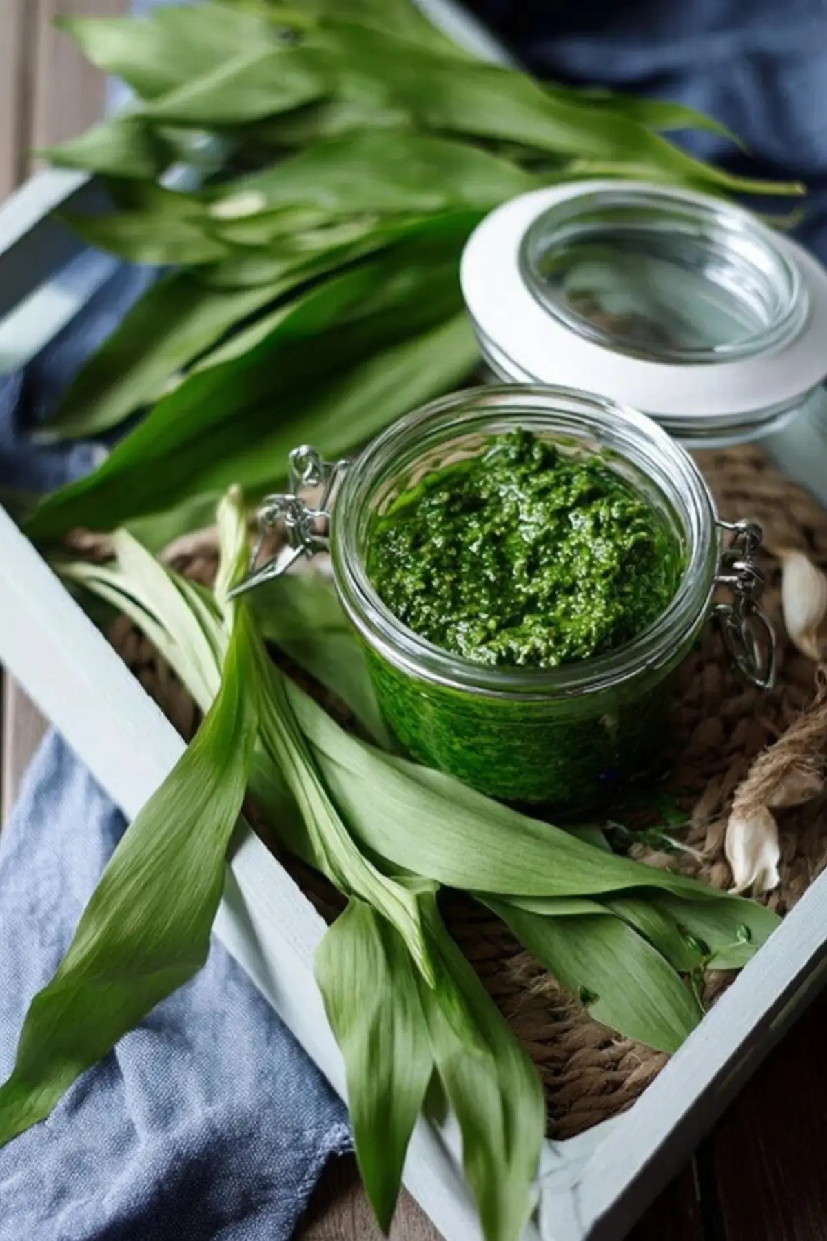 Wildkräuterpesto