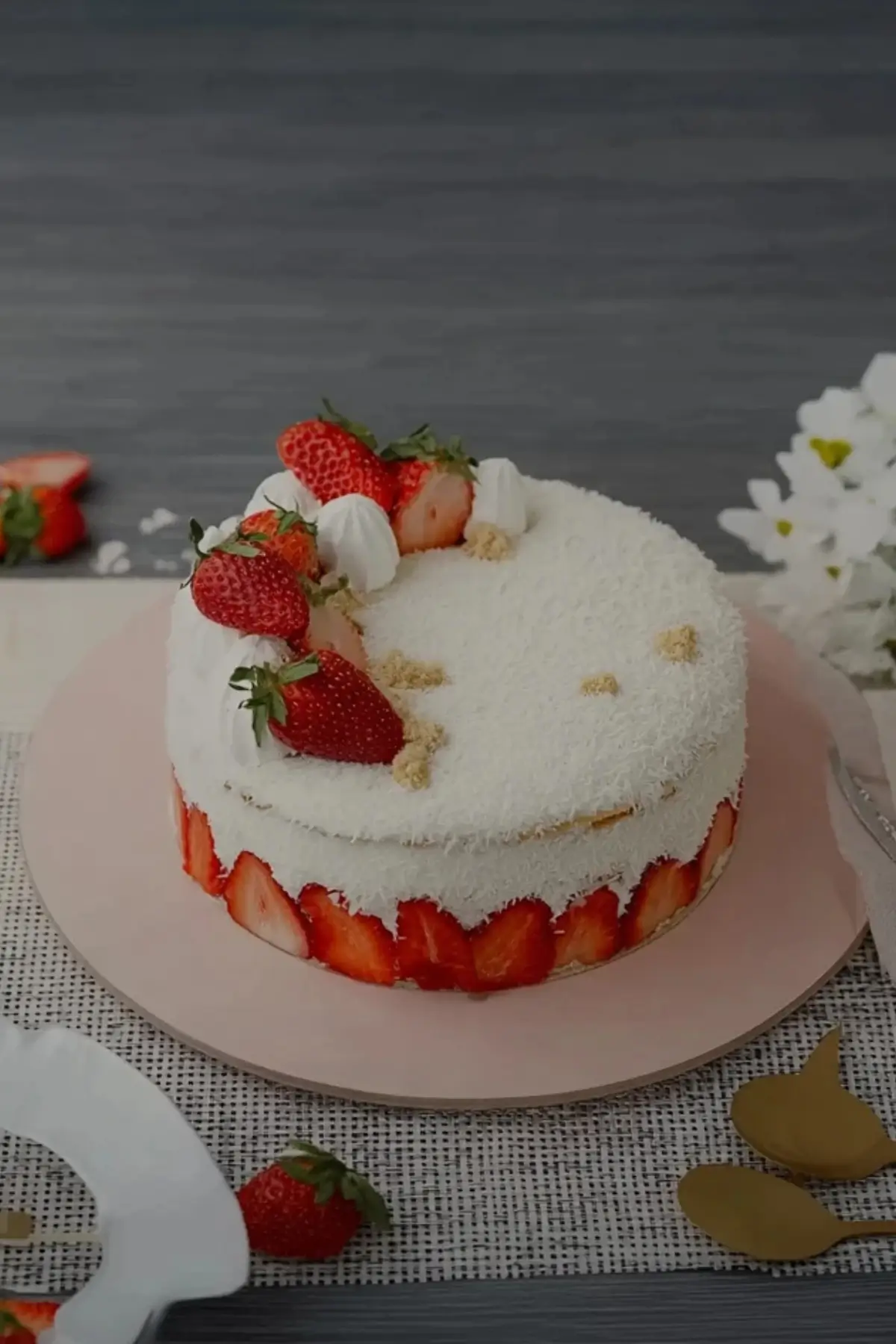 Erdbeer Raffaello Torte