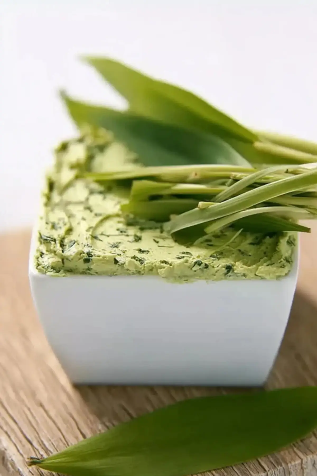 Kräuterbutter mit Bärlauch