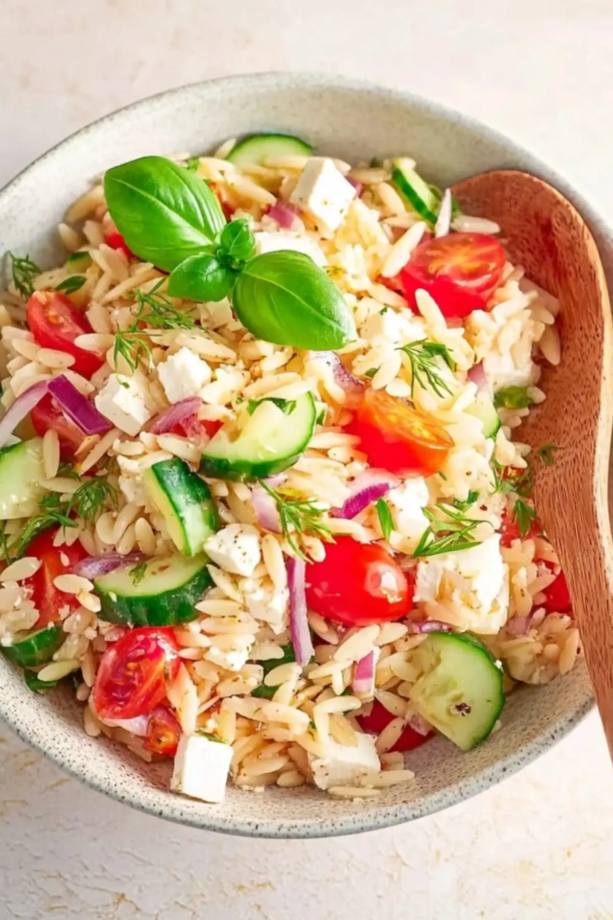 Schneller Kritharaki Salat