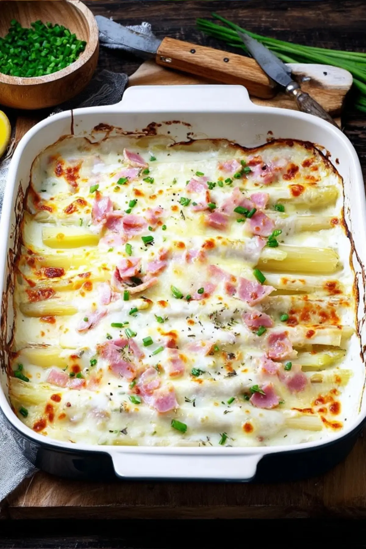 Spargelauflauf mit Kartoffeln und Schinken