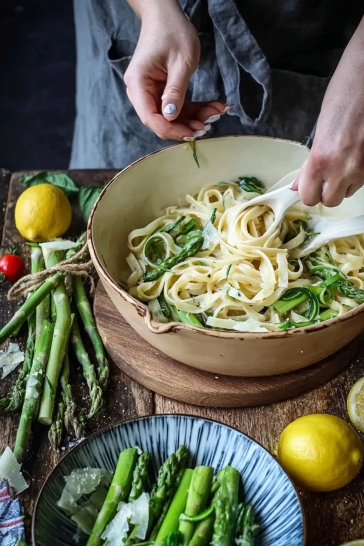 Zitronen Pasta mit grünem Spargel