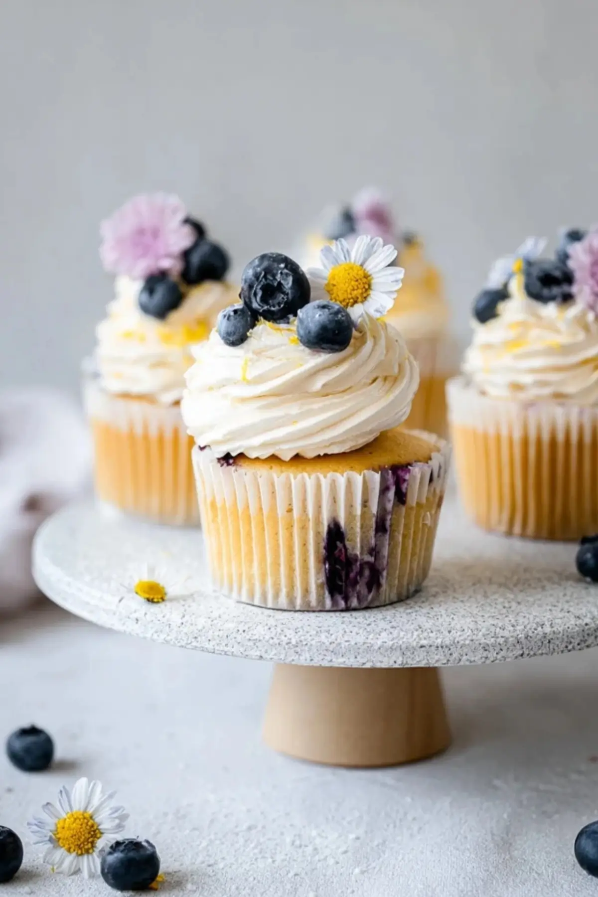 Zitronige Blaubeer Cupcakes