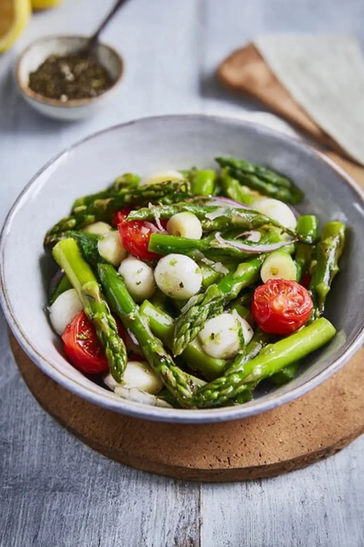 Grüner Spargel Salat