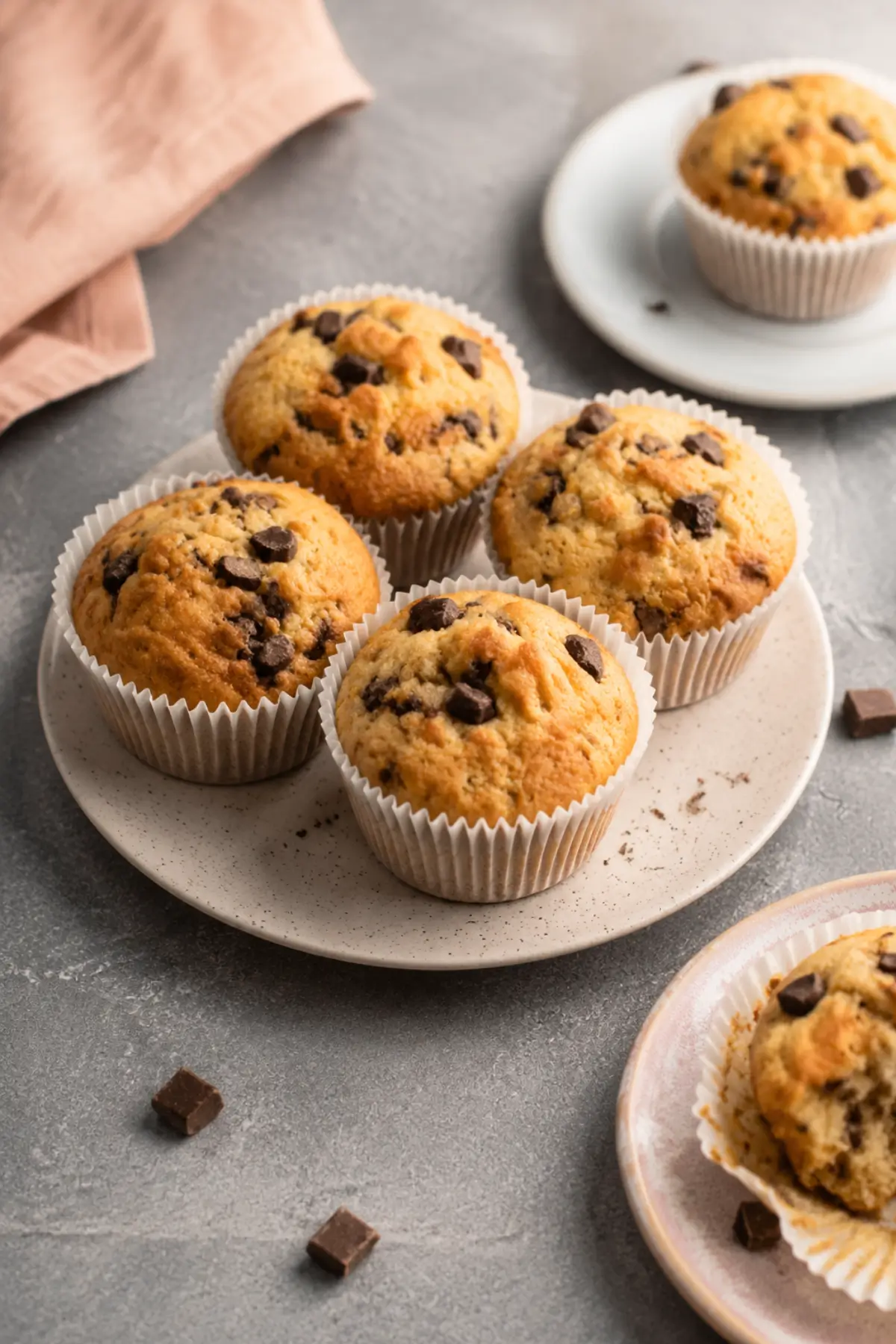 Saftige Muffins mit Schokostückchen