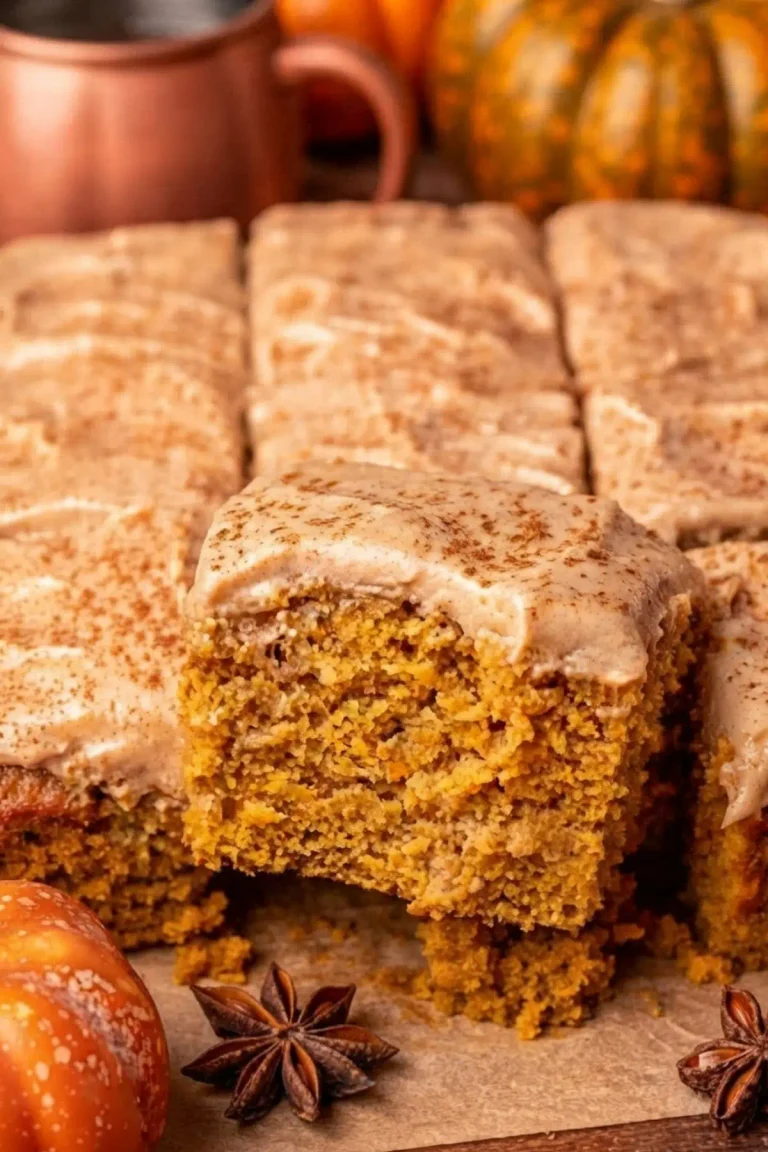 Einfacher Pumpkin Spice Latte Cake für den Herbst