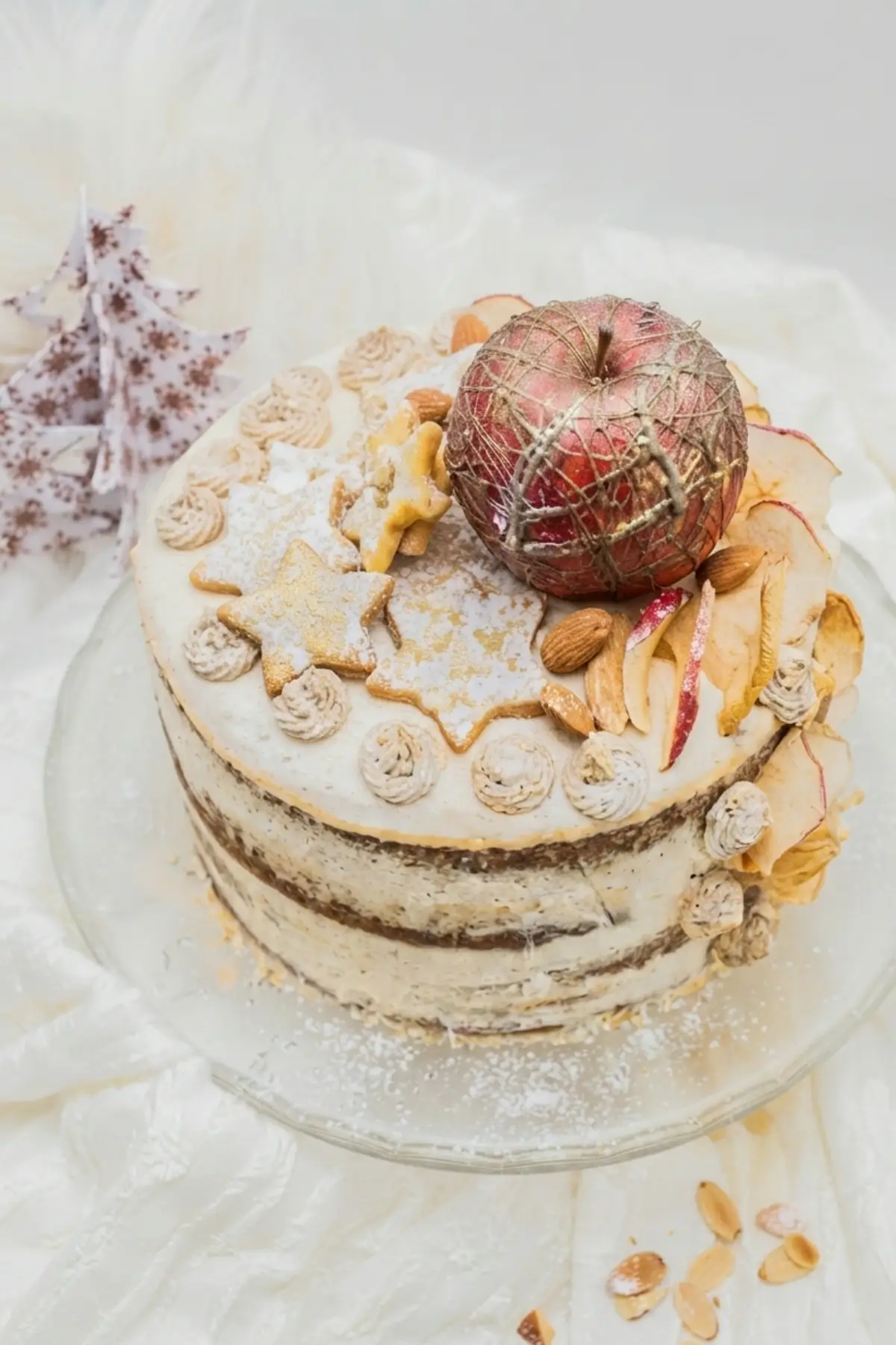 Spekulatius-Bratapfel-Naked-Cake